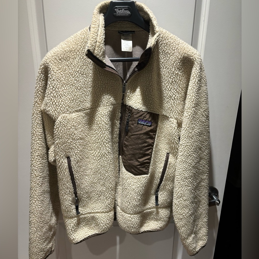 Patagonia Fleece Jacket - Men’s L
